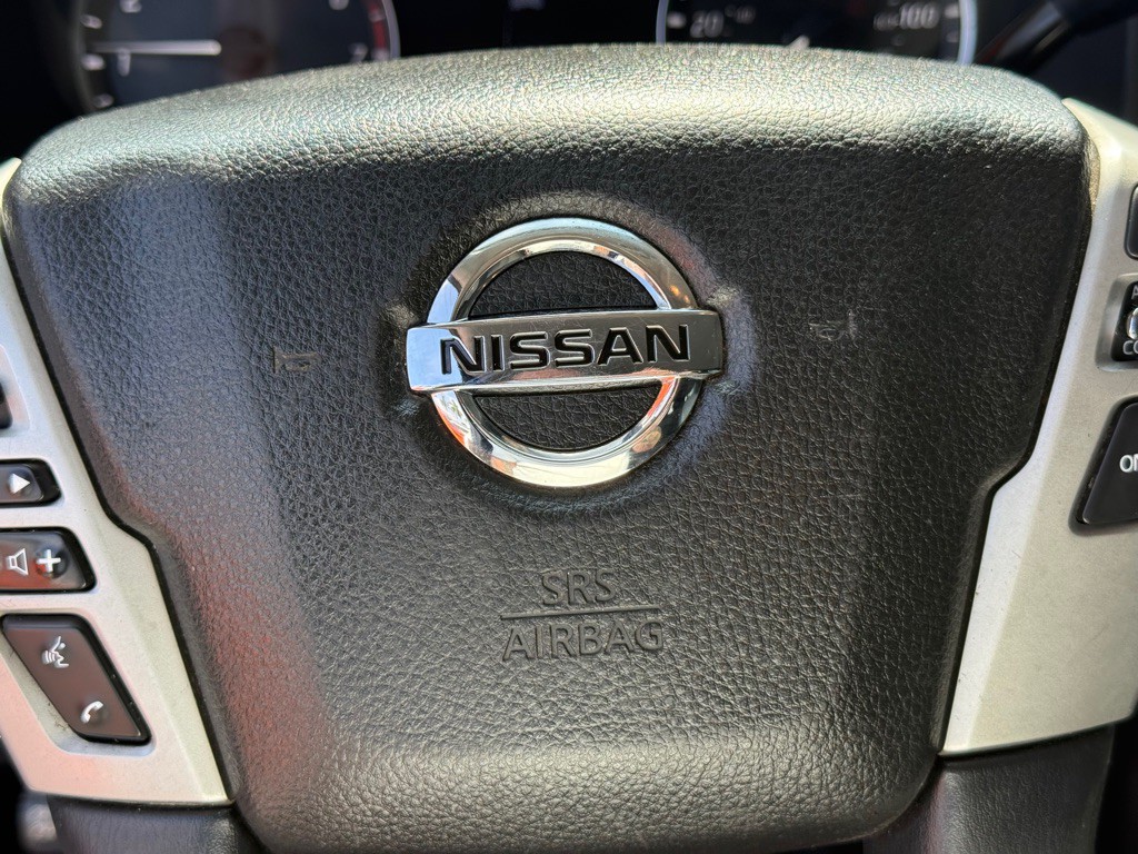 2021 Nissan Titan Image 17
