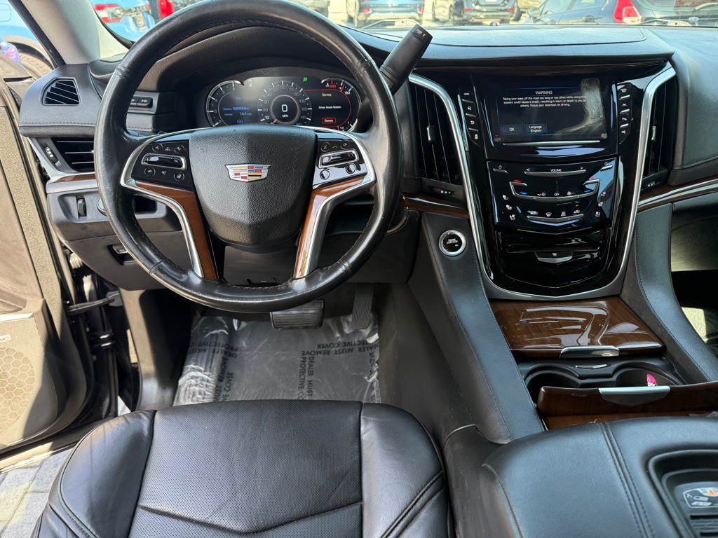 2020 Cadillac Escalade Image 9