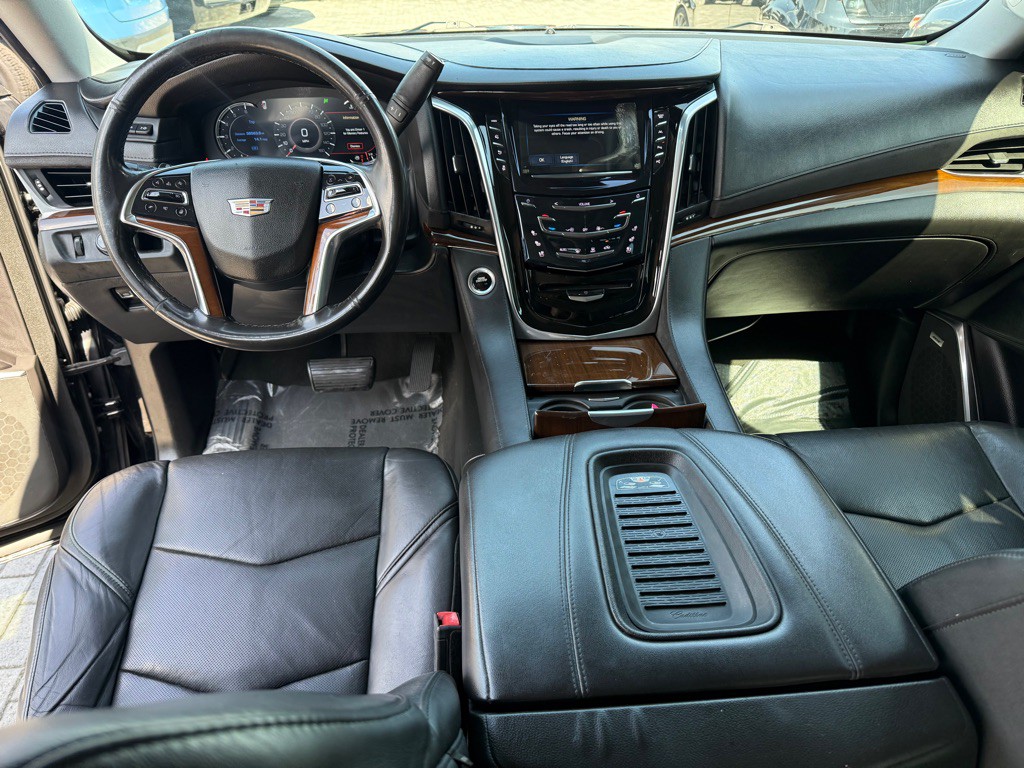 2020 Cadillac Escalade Image 10