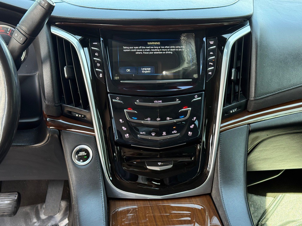2020 Cadillac Escalade Image 16