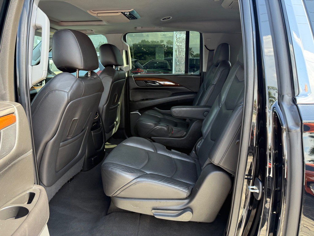 2020 Cadillac Escalade Image 25