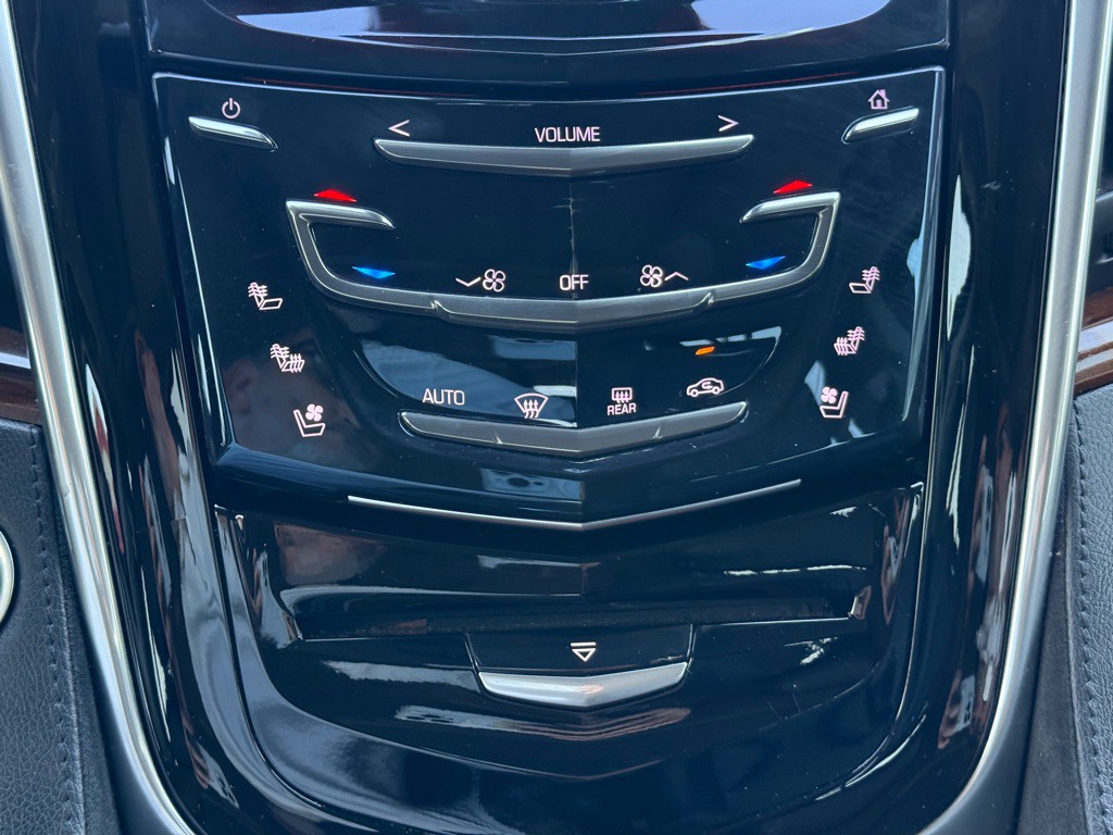 2020 Cadillac Escalade Image 18