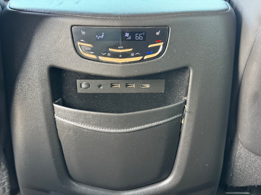 2020 Cadillac Escalade Image 27
