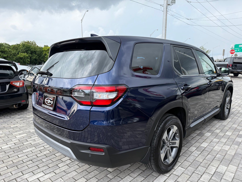 2025 Honda Pilot Image 8