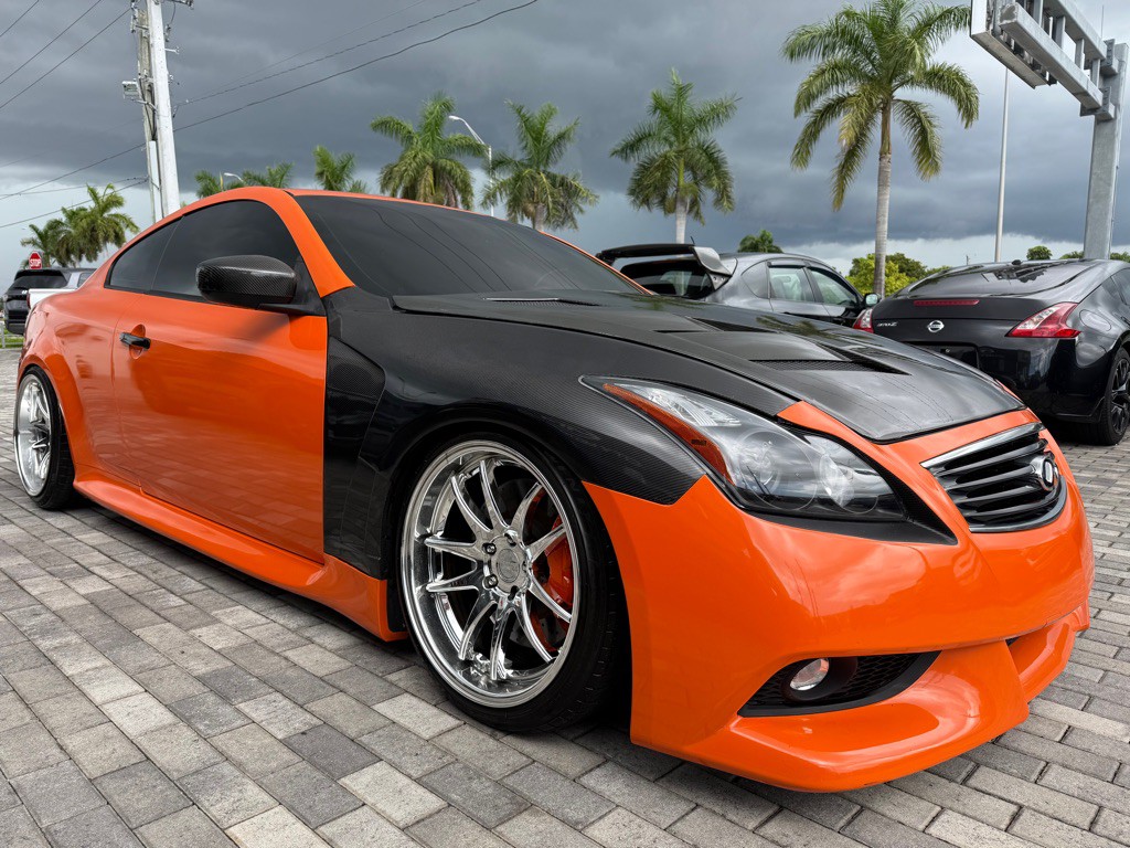 2012 INFINITI G37 Image 1
