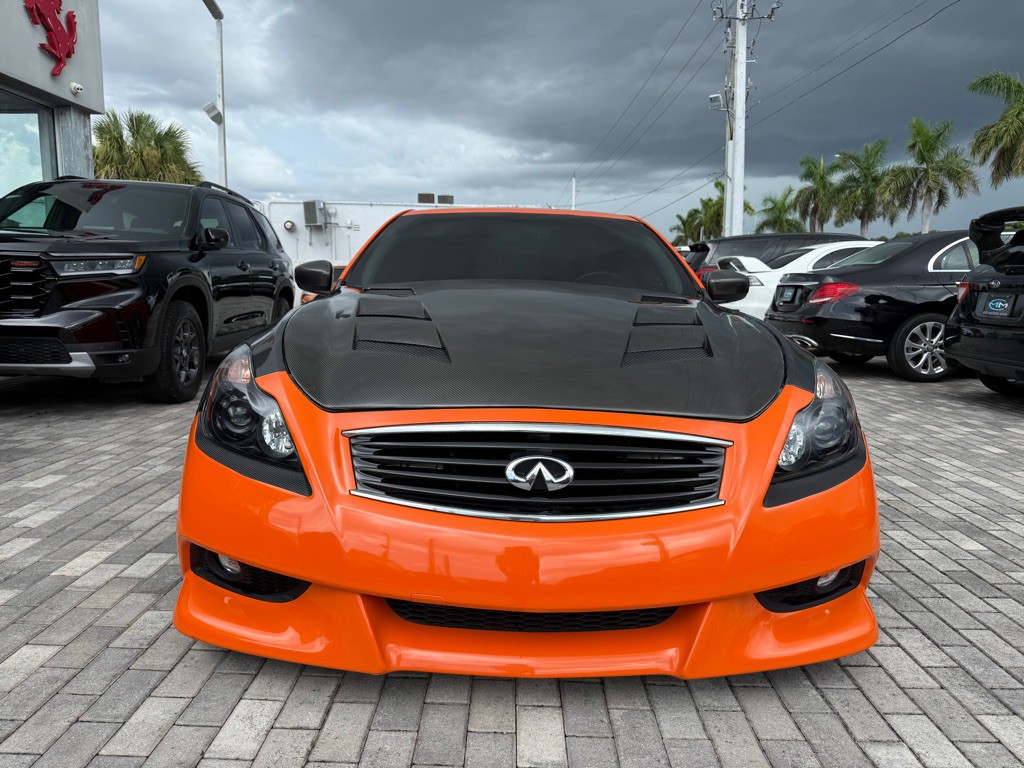 2012 INFINITI G37 Image 2