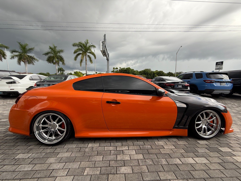 2012 INFINITI G37 Image 11