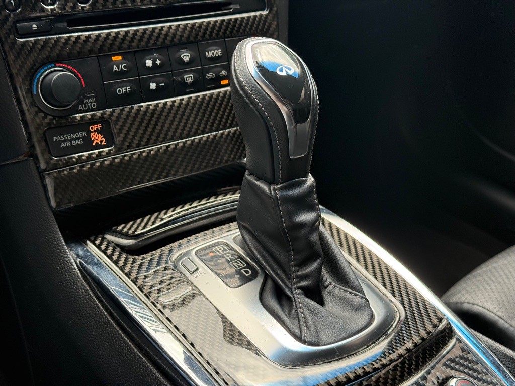 2012 INFINITI G37 Image 28
