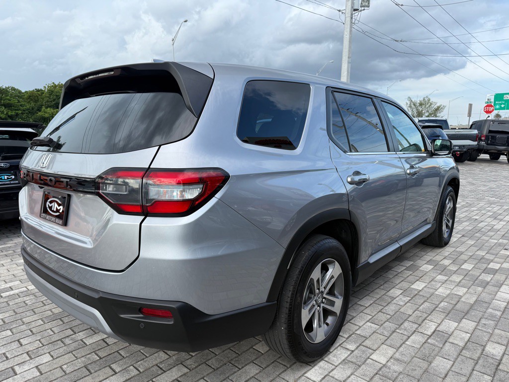 2025 Honda Pilot Image 4