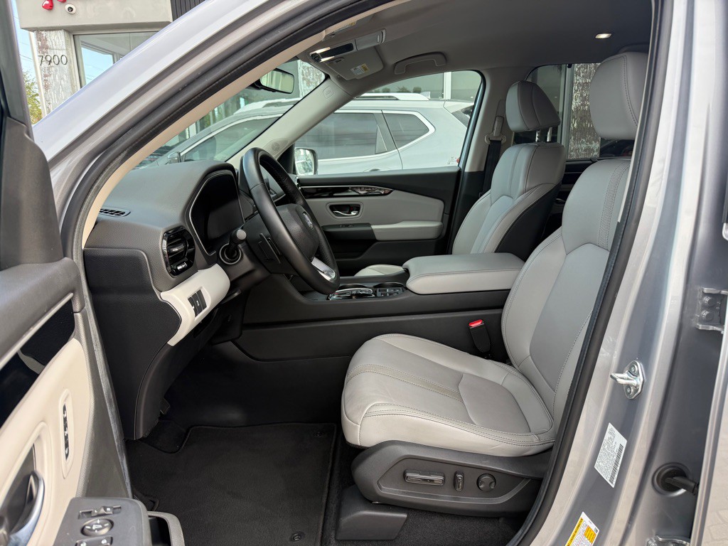 2025 Honda Pilot Image 28