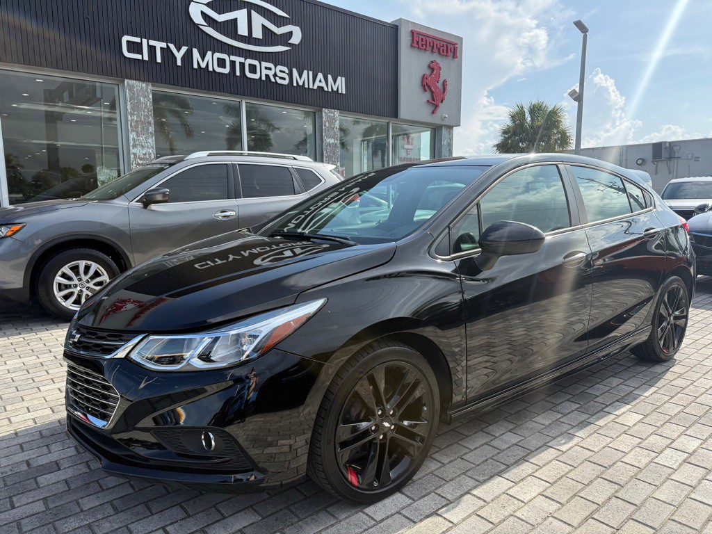 2018 Chevrolet Cruze Image 3