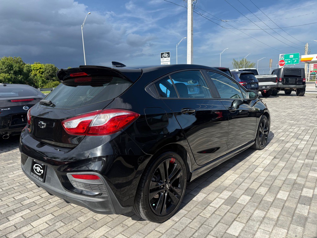 2018 Chevrolet Cruze Image 7