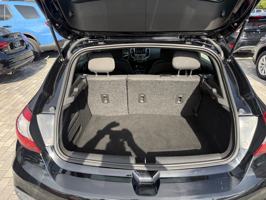 2018 Chevrolet Cruze Image 9