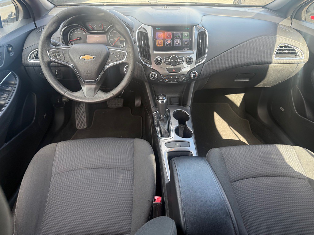 2018 Chevrolet Cruze Image 11
