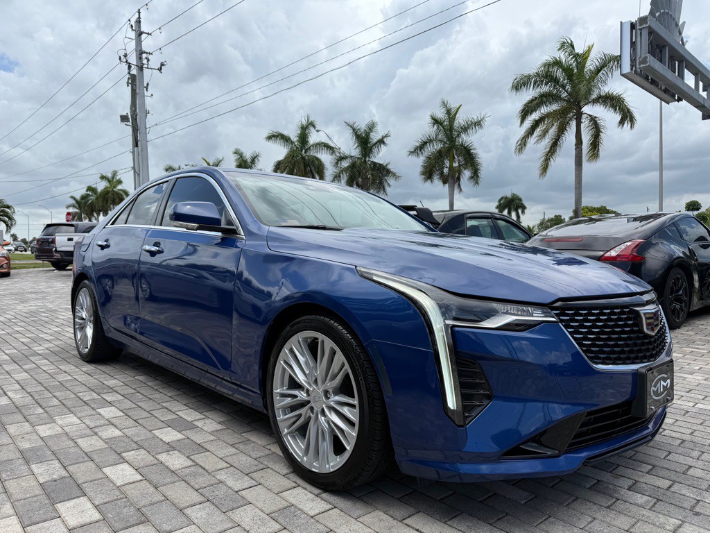 2022 Cadillac CT4 Image 1