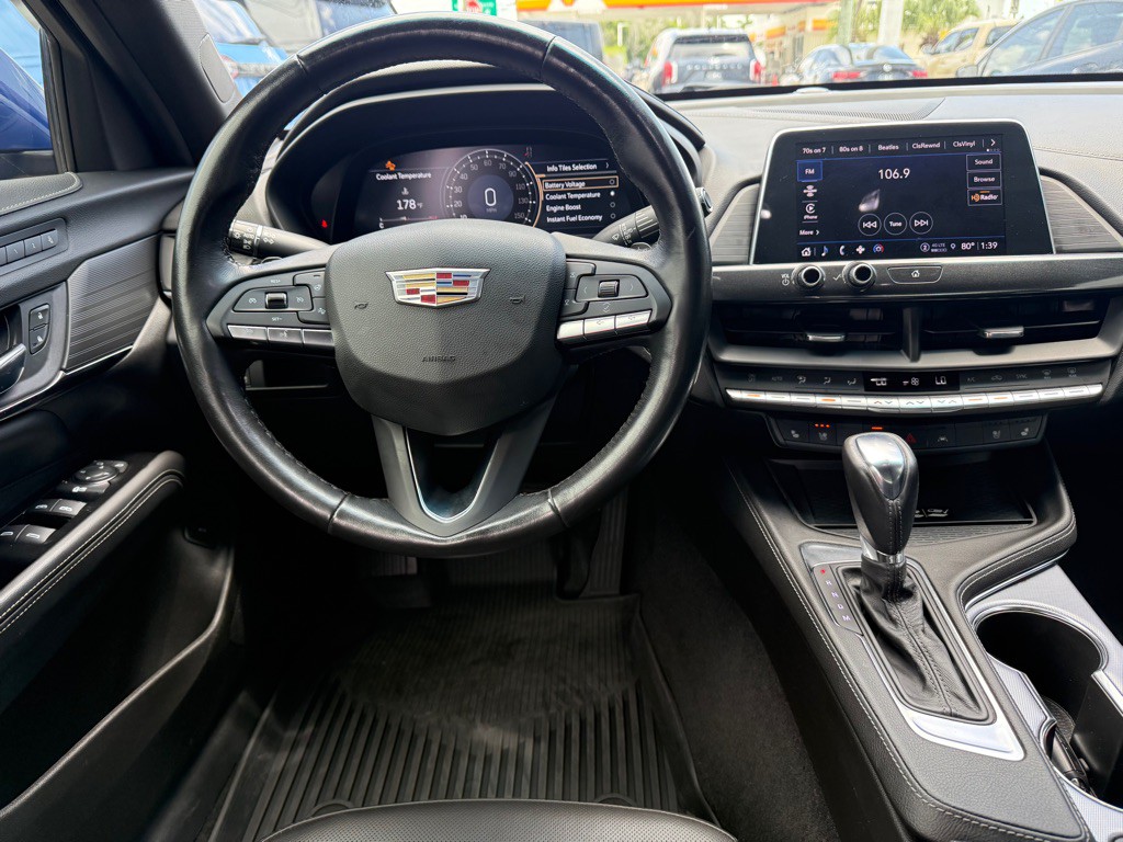 2022 Cadillac CT4 Image 11