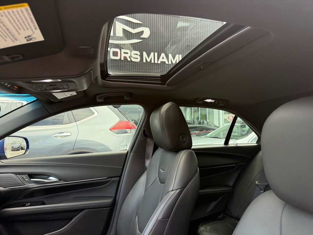2022 Cadillac CT4 Image 27