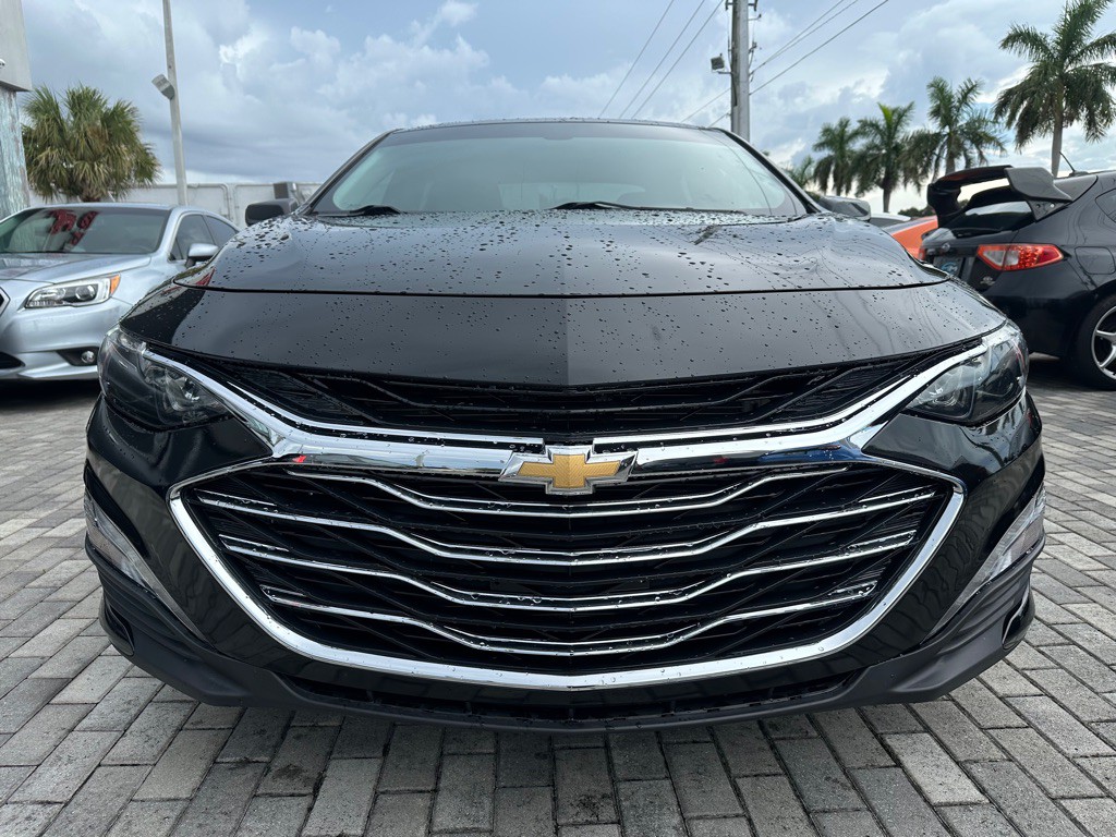 2020 Chevrolet Malibu Image 3