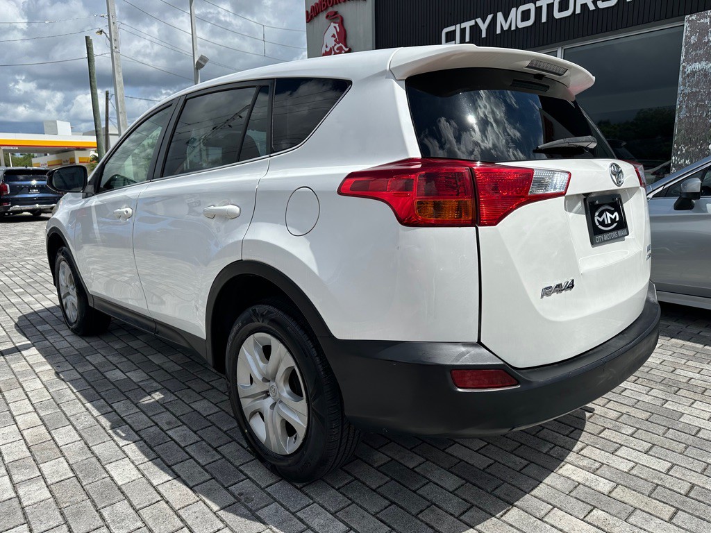 2013 Toyota Rav4 Image 5