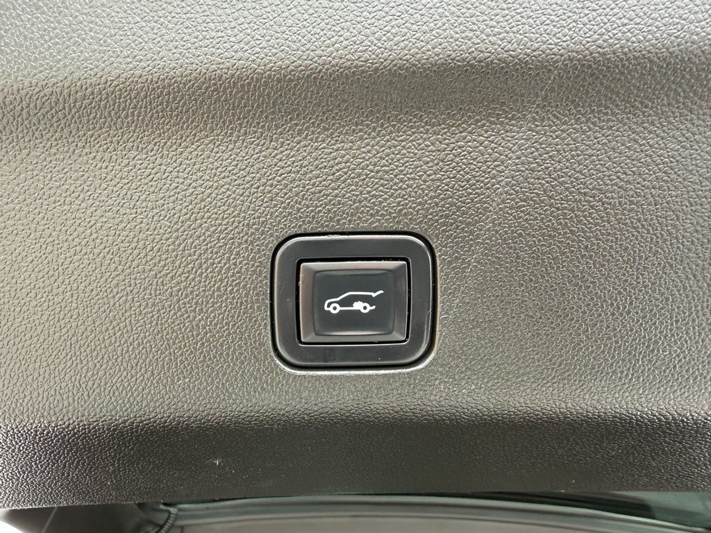 2022 Chevrolet Tahoe Image 8