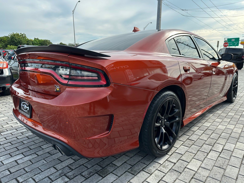 2021 Dodge Charger Image 8