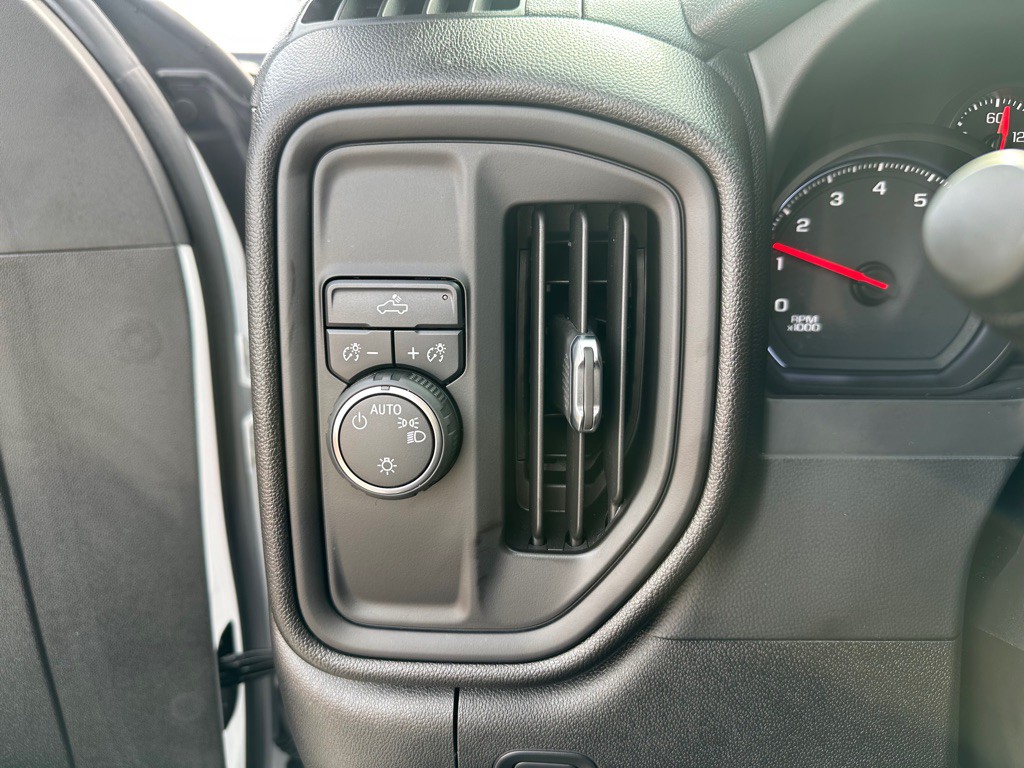 2020 Chevrolet Silverado 1500 Image 17
