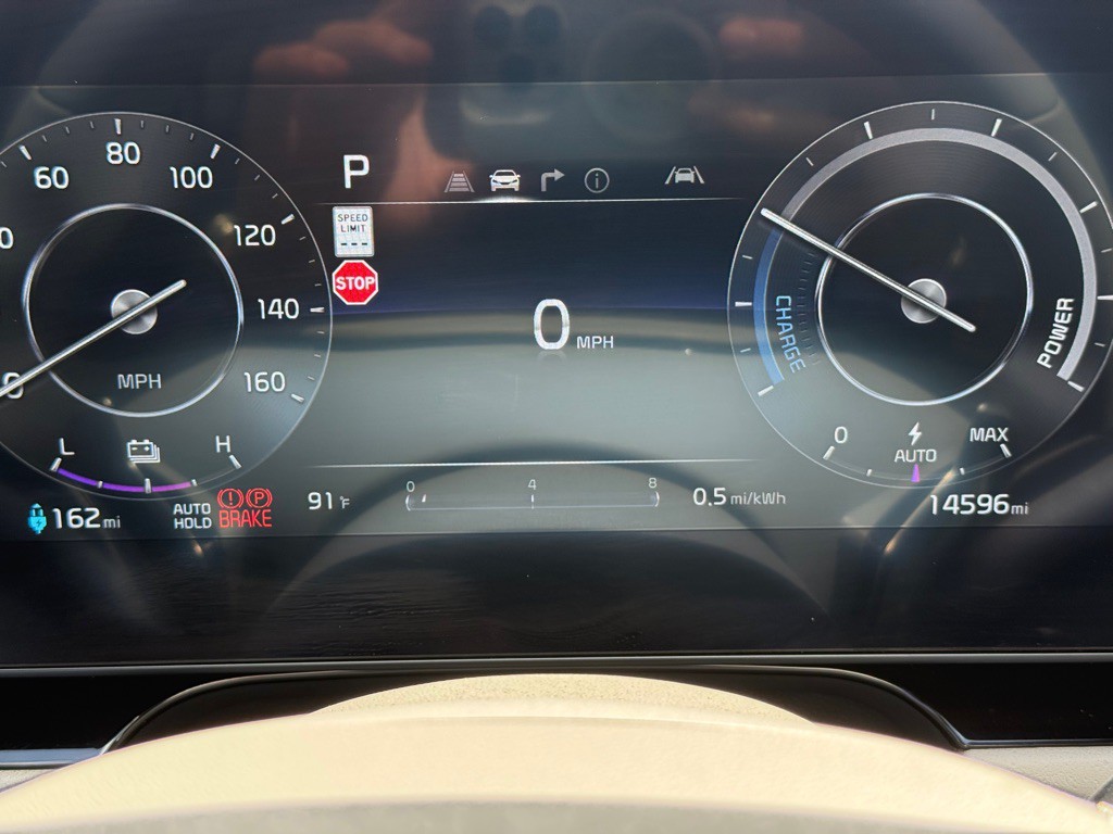 2023 Kia Niro Image 19