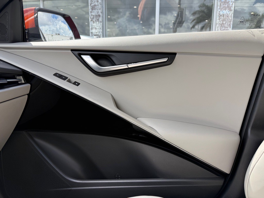 2023 Kia Niro Image 26