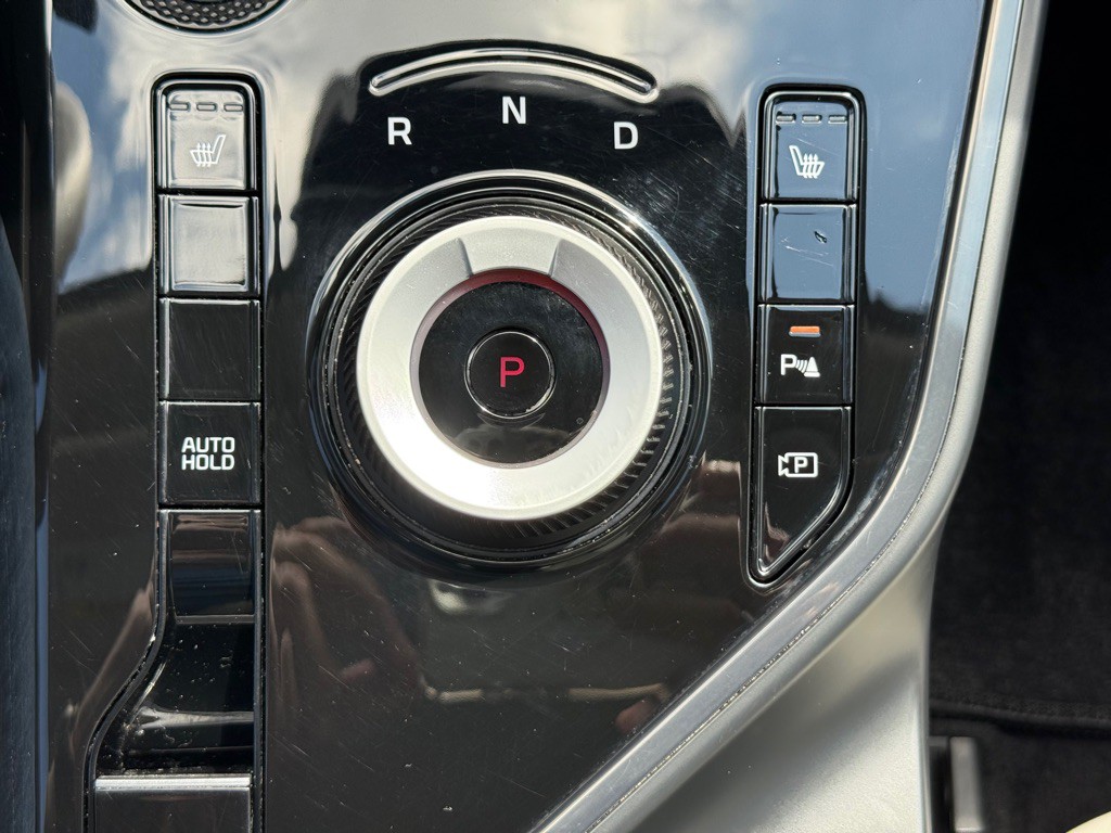 2023 Kia Niro Image 27