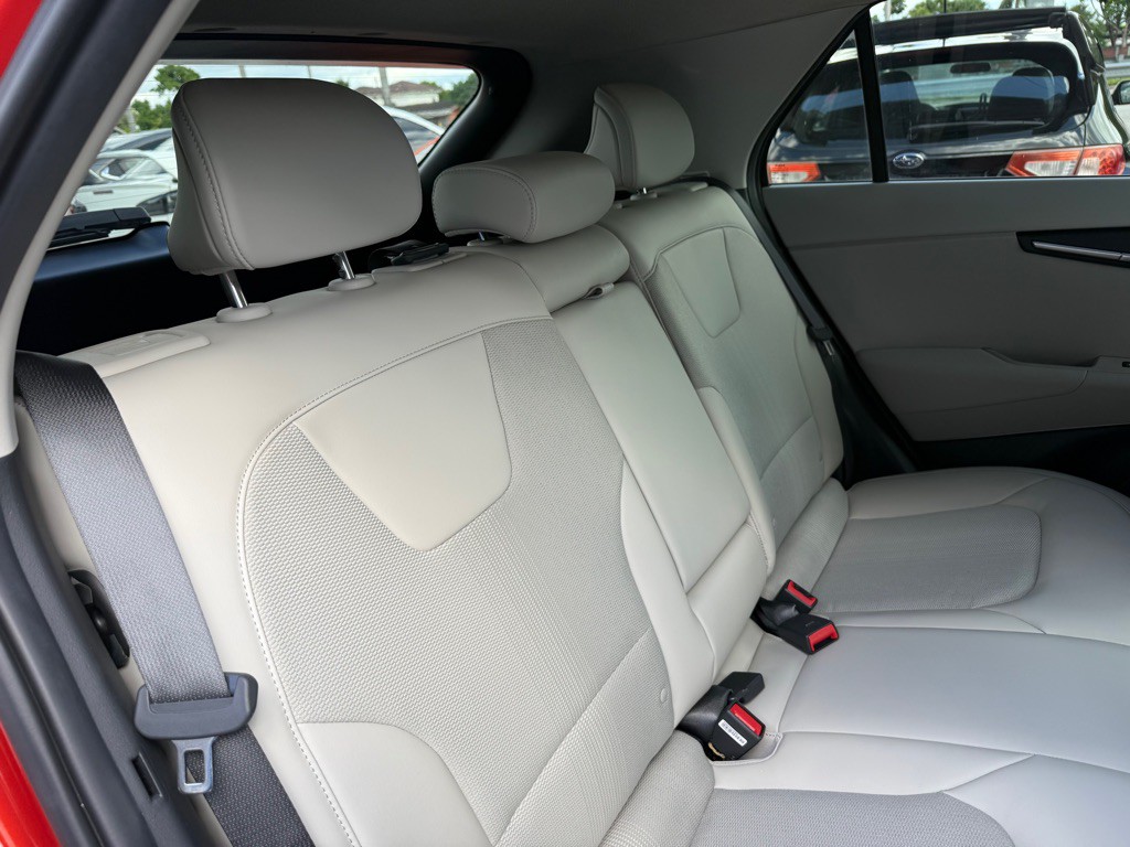 2023 Kia Niro Image 31