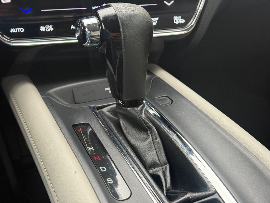 2016 Honda HR-V Image 24