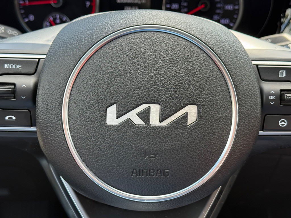 2023 Kia K5 Image 14