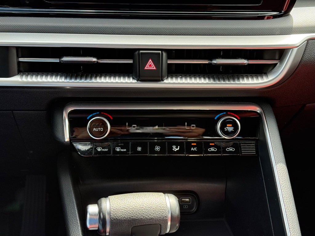 2023 Kia K5 Image 20