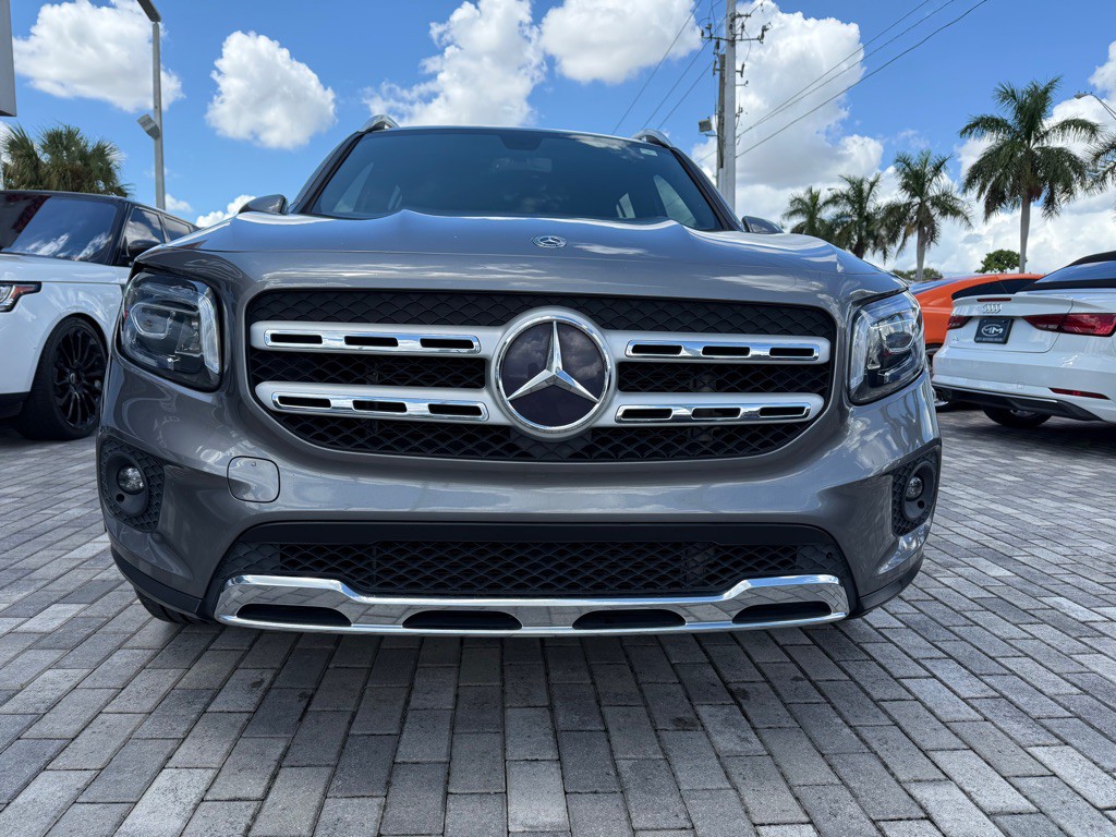 2020 Mercedes-Benz GLB Image 2