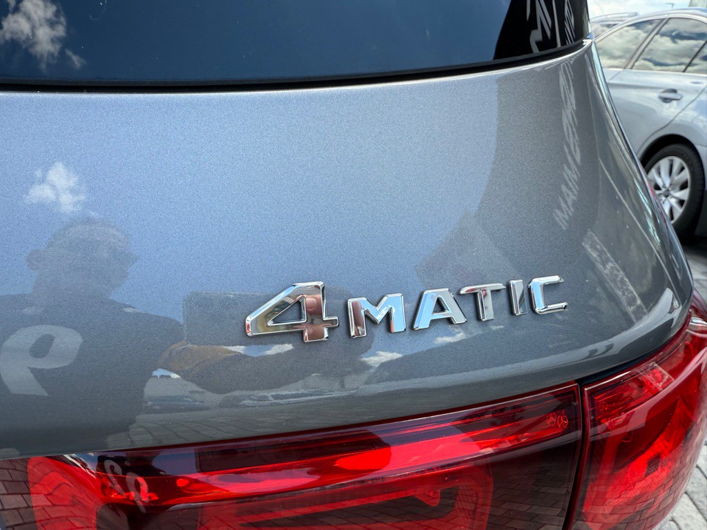 2020 Mercedes-Benz GLB Image 8