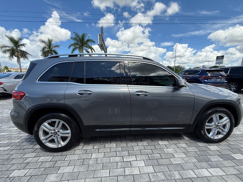 2020 Mercedes-Benz GLB Image 12