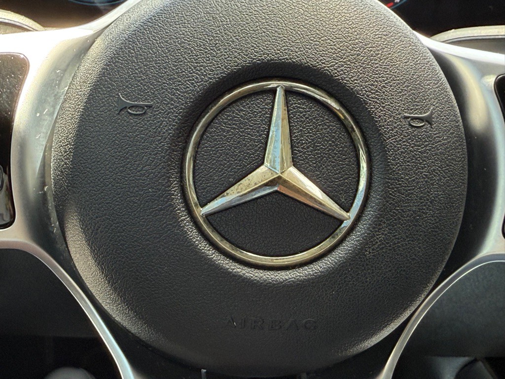 2020 Mercedes-Benz GLB Image 16