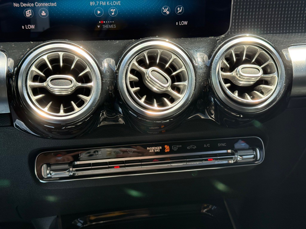 2020 Mercedes-Benz GLB Image 22