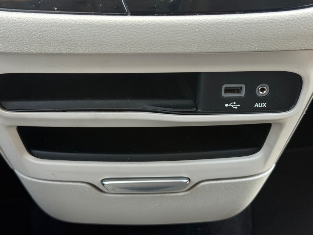 2020 Chrysler Voyager Image 23