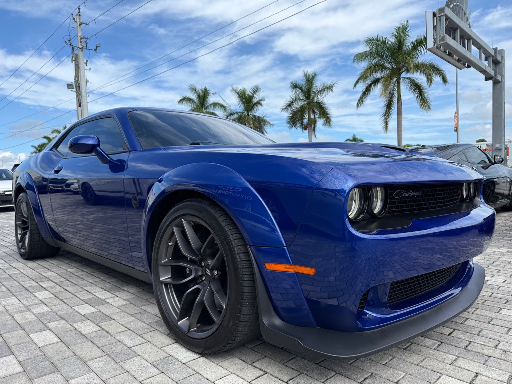 2020 Dodge Challenger Image 1