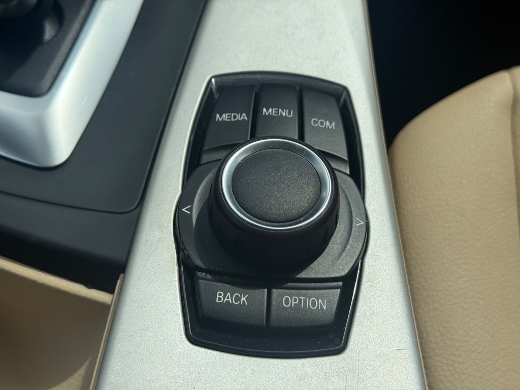 2018 BMW 3 Series Image 22