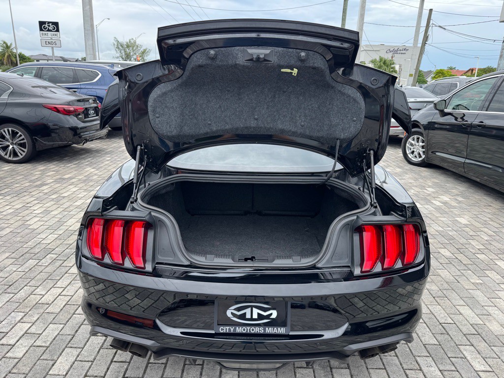 2018 Ford Mustang Image 8