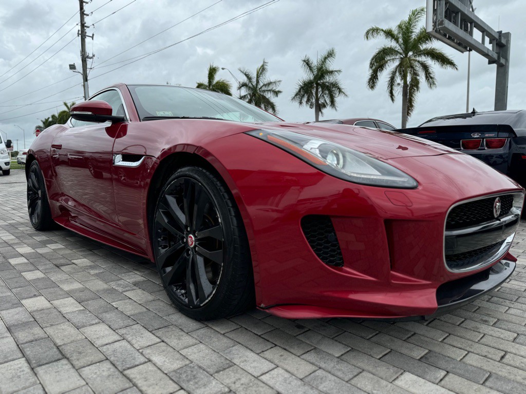 2016 Jaguar F-TYPE Image 1