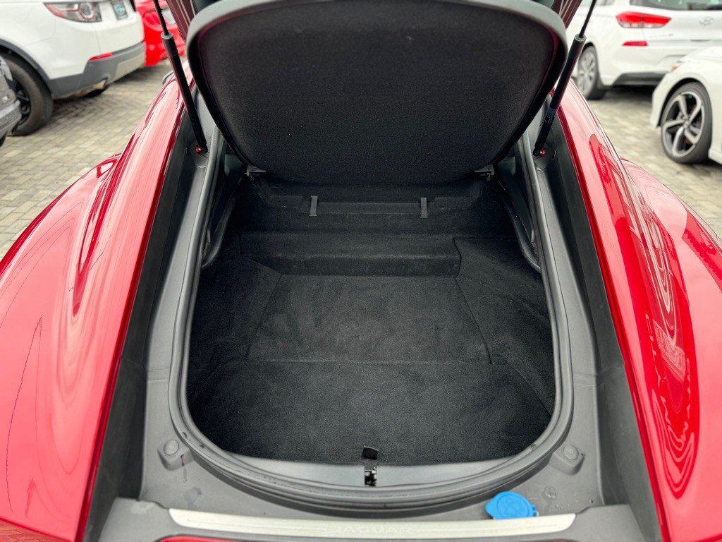 2016 Jaguar F-TYPE Image 10