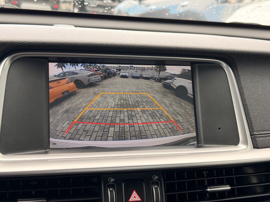 2020 Kia Optima Image 14