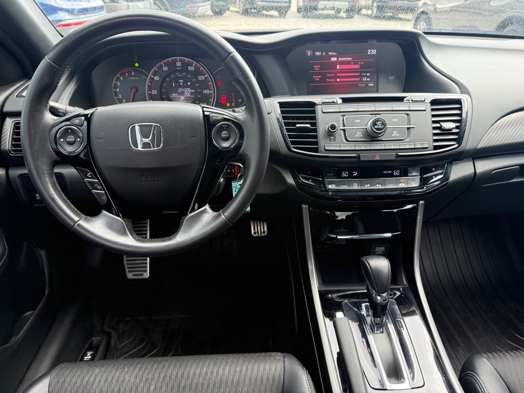 2016 Honda Accord Image 14