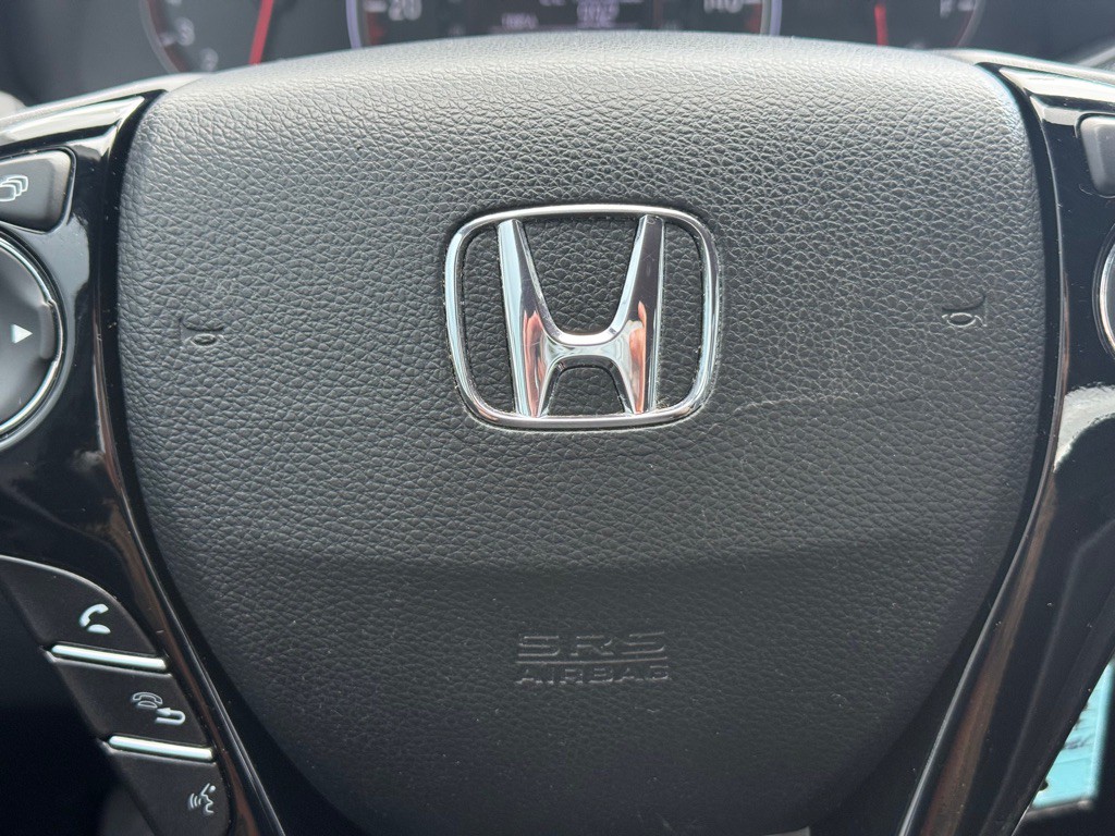 2016 Honda Accord Image 17