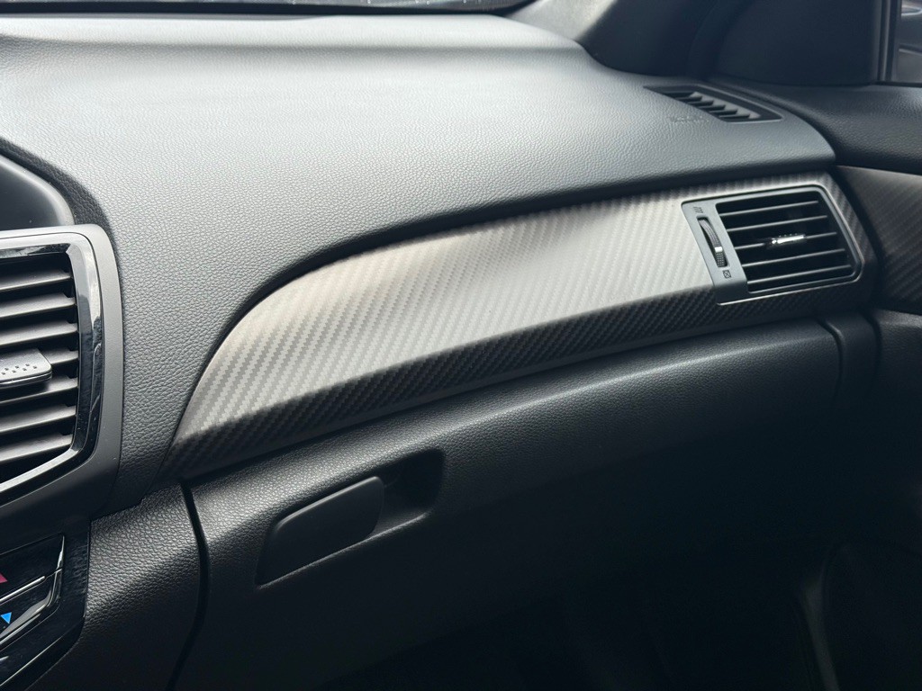 2016 Honda Accord Image 24