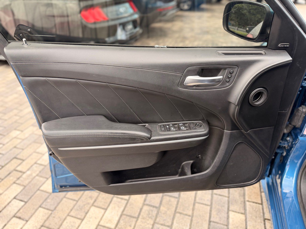 2020 Dodge Charger Image 11