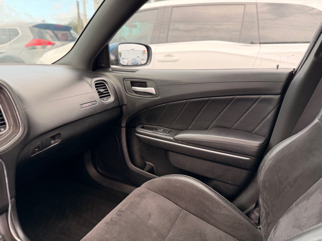 2020 Dodge Charger Image 19